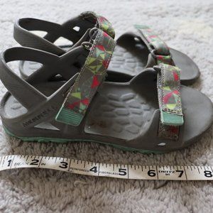 Girls Merrell Size 2 Sandals